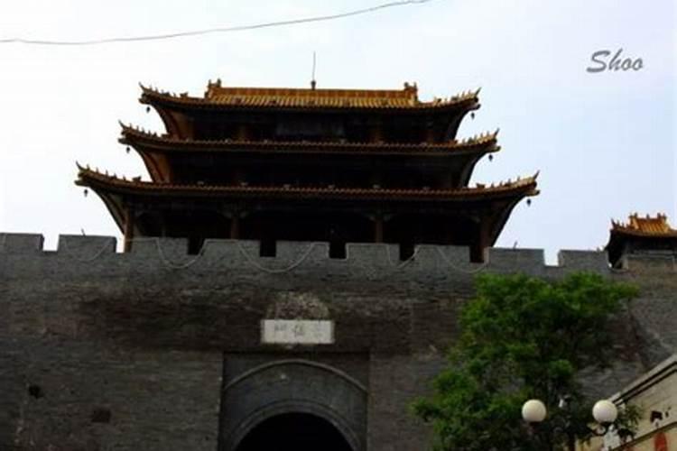 云南弥勒的景点有哪些