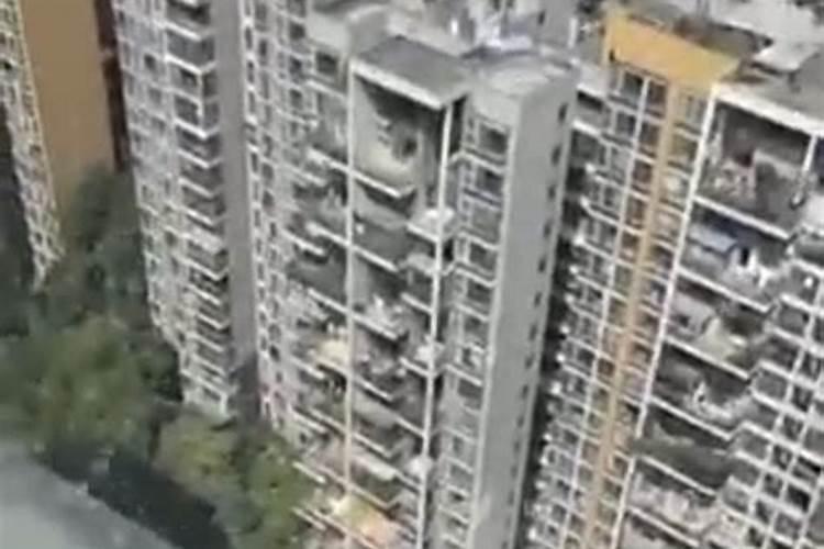 院子用玻璃封盖后对风水有影响吗