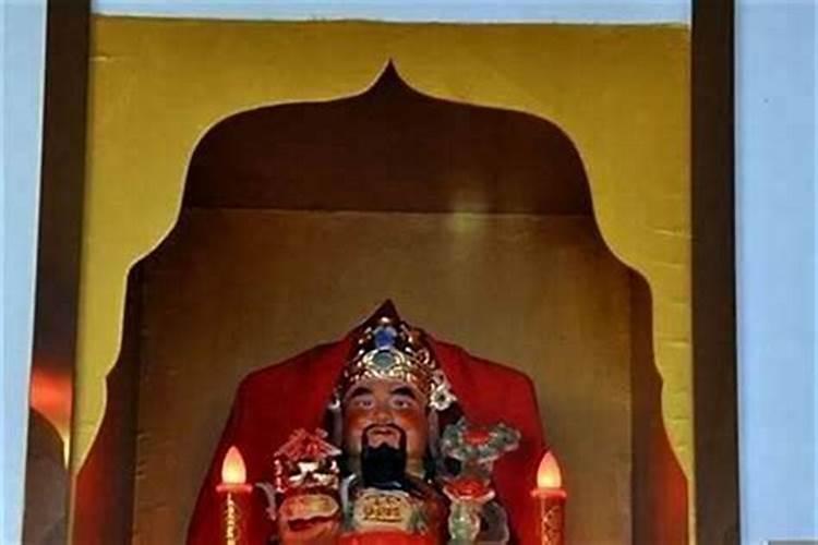 既然相信鬼神不存在那无神论者敢不敢到乱葬岗去过夜？为什么？