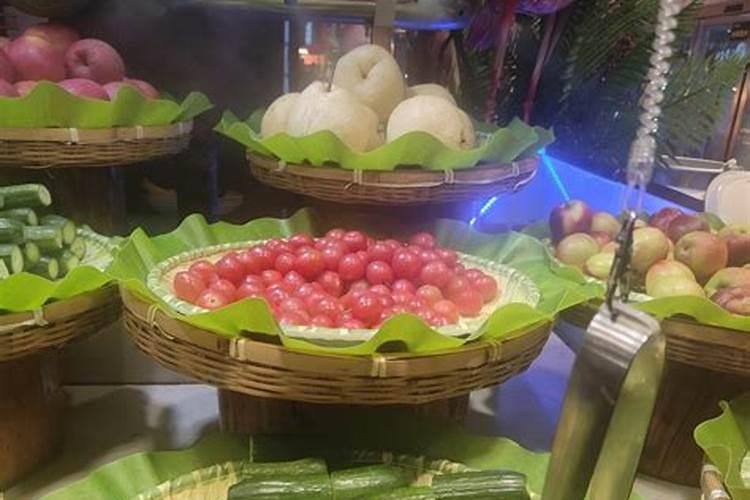 我想问一下去寺庙吃饭为什么要吃三碗