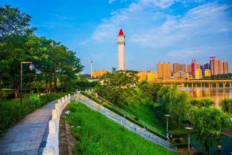 算一下出生在公历1988年8月29的人适合在今年结婚吗？