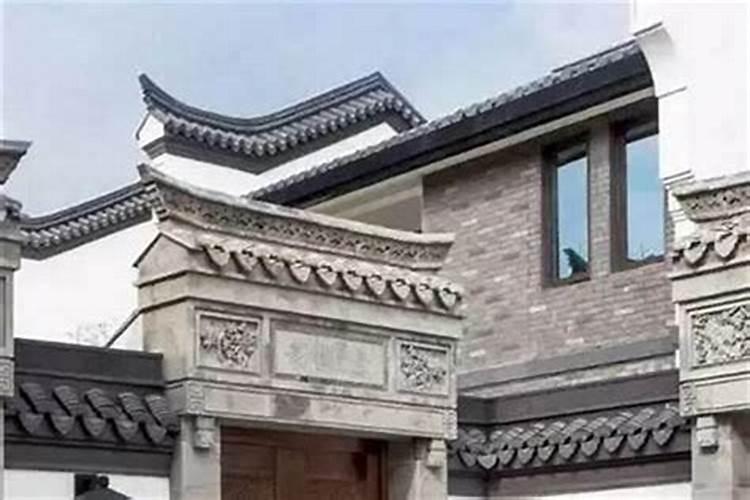 关于住宅风水,内门比外门大,宽,有什么不好吗,在线等。求详解