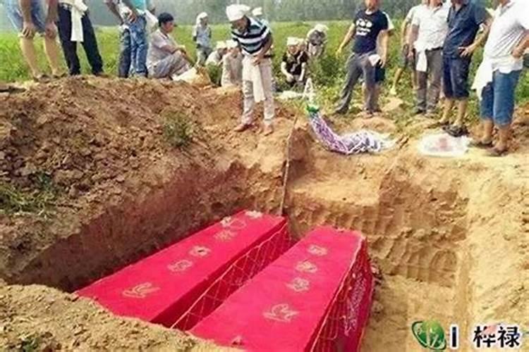 迁坟重新下葬有什么讲究,去墓地身上佩戴什么辟邪