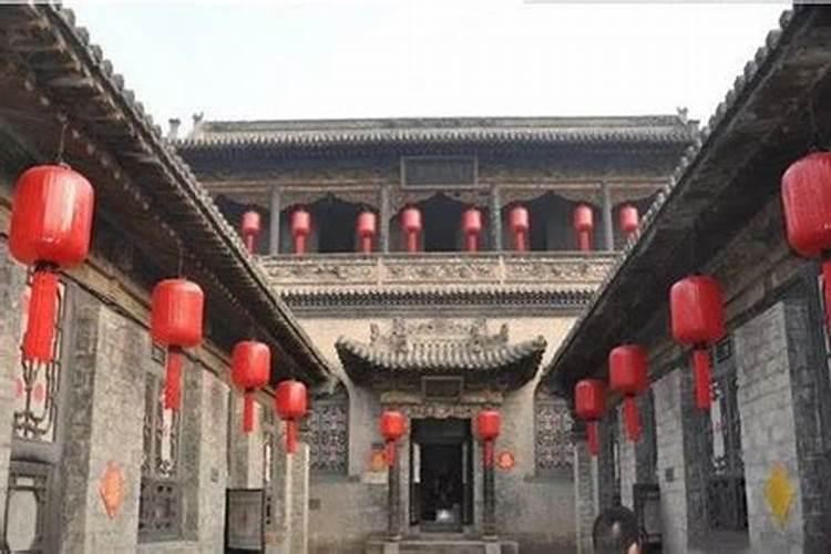 家里摆鹰有什么讲究 家里摆放老鹰摆件有哪些讲究