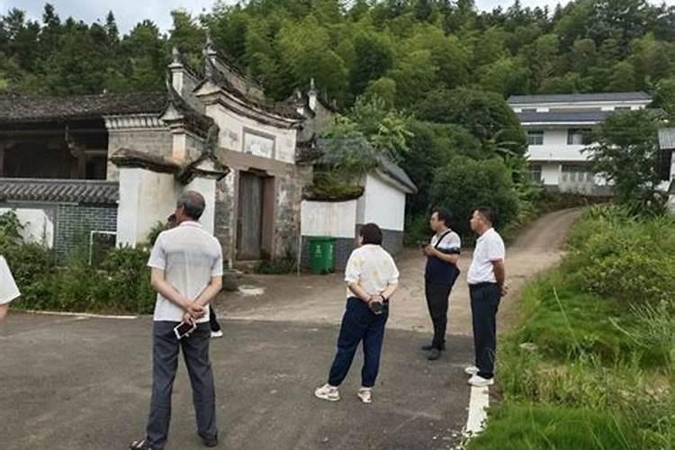 卧室镜子正确摆放位置