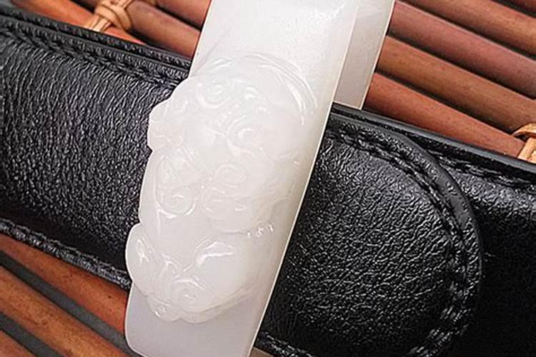 摆床的方向很有讲究,东西朝向好不好呢？