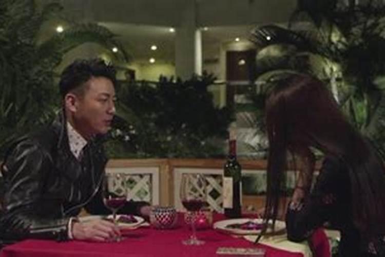 女生如何戴墨镜才好看？