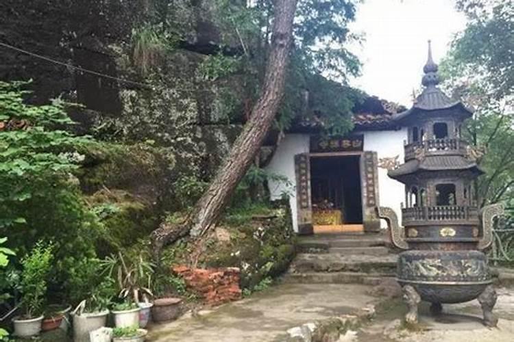 龙高山的青云寺、白云寺