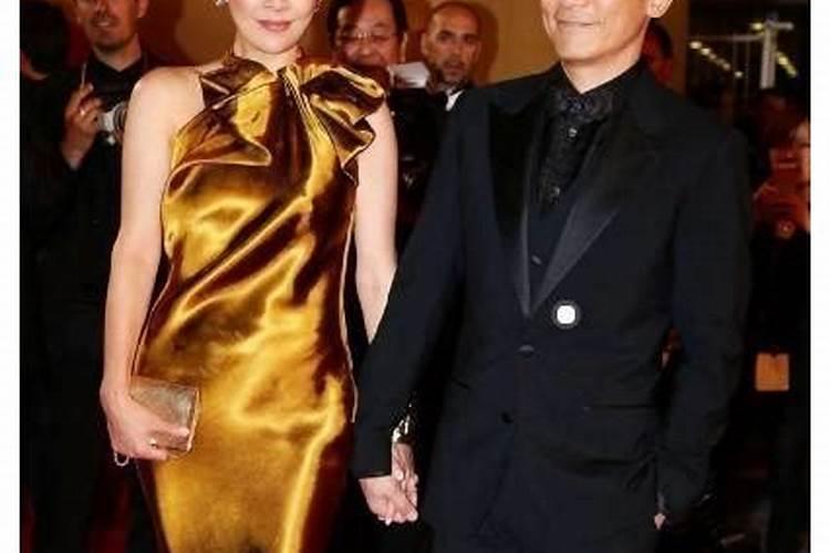 为什么梁朝伟婚礼不邀请张曼玉