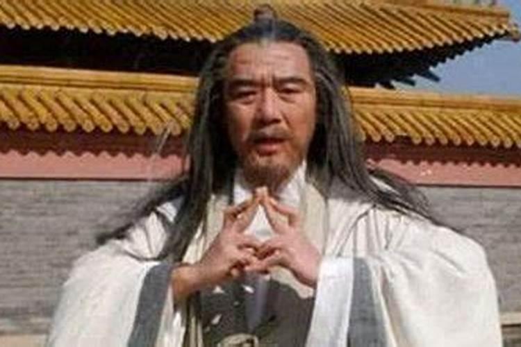 ...什么？哪里可以找到厉害的风水师？网上的风水师傅靠谱吗？