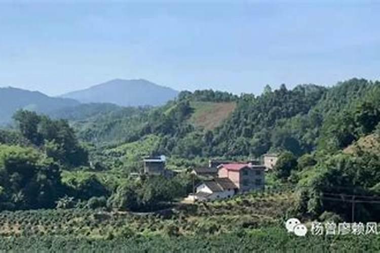如何用八字看墓地风水