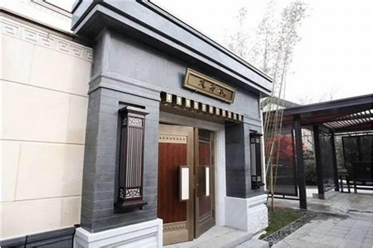 办公室挂梅花国画好吗？显得清高？
