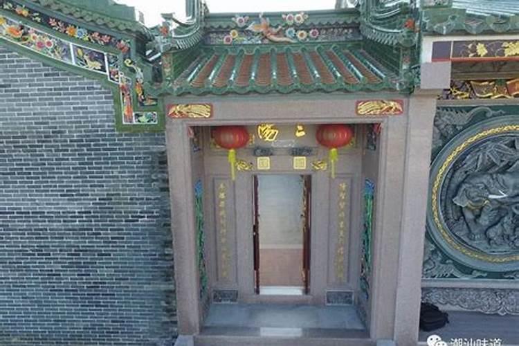 梦见古代墓葬