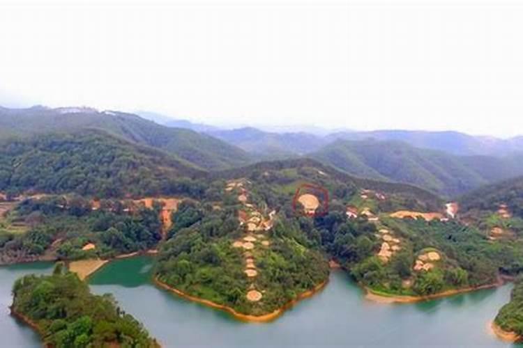 红军长征过草地的资料