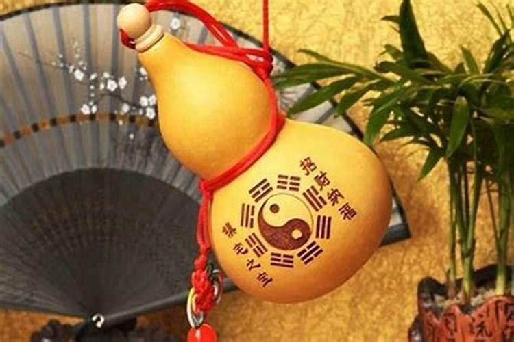 从哪里可以找到靠谱的风水大师？请个风水师傅多少钱？
