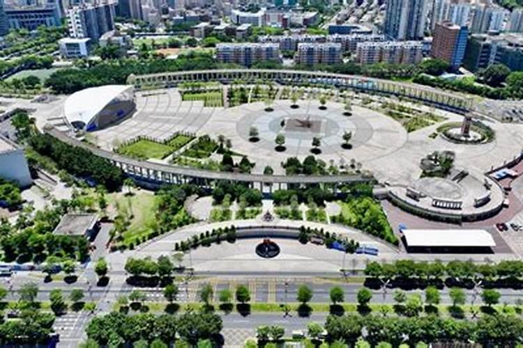 中国特色小镇有哪些？ 具体点哪些比较有名？
