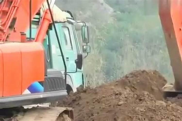 农家小鱼塘怎么做