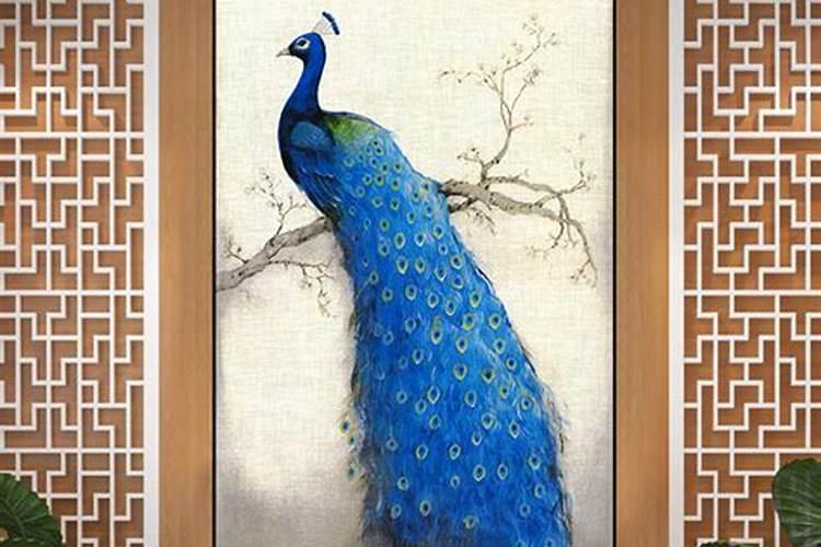 请问客厅挂孔雀图风水好吗？挂画有什么讲究？