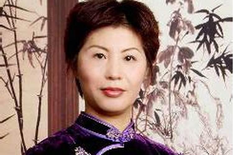 李东秀李东秀:现代易学风水实战派著名专家。