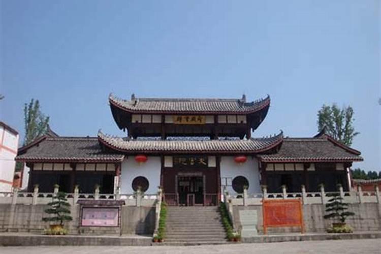 阆中天宫院风水文化景区天罡墓景点