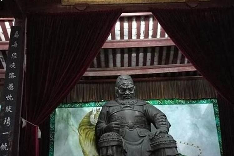 黄庭坚关于云阳张飞庙诗句