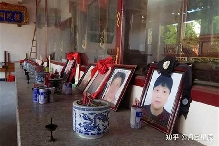 从火葬场接老人遗像好吗