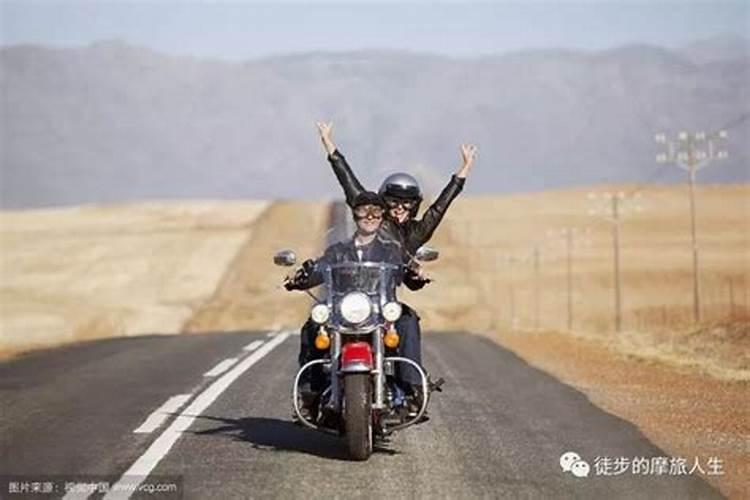 为什么风水师喜欢骑摩托车？