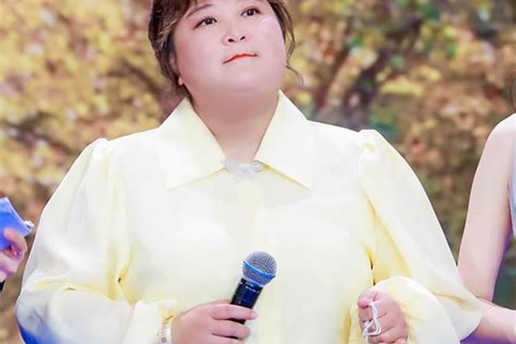 贾玲并不是她的真名,她的真实名字被网友羡慕,她原名叫啥？