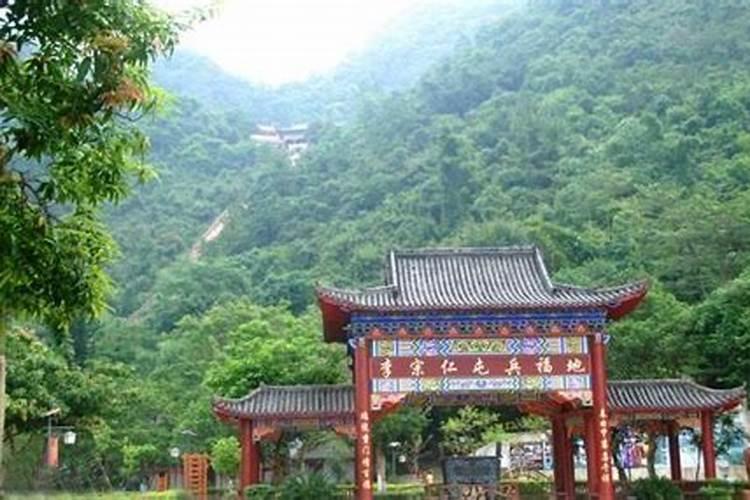 广西玉林市兴业县高峰镇的风水宝地在那