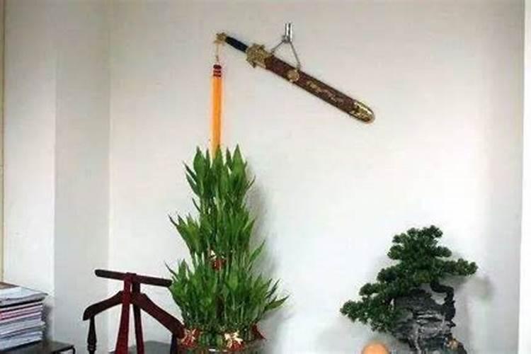 看风水家里能不能放剑？