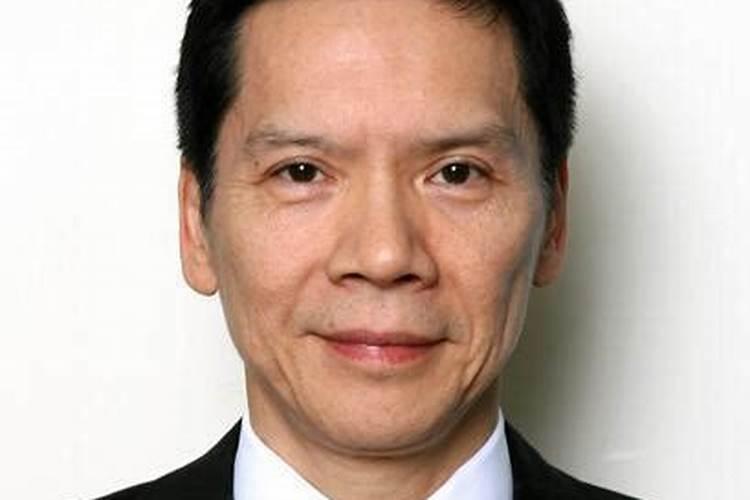 香港风水师向华强是谁呀？