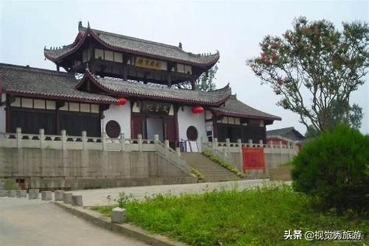 古城阆中闺藏的小镇,袁天罡李淳风陵墓所在,风水绝佳历史厚重