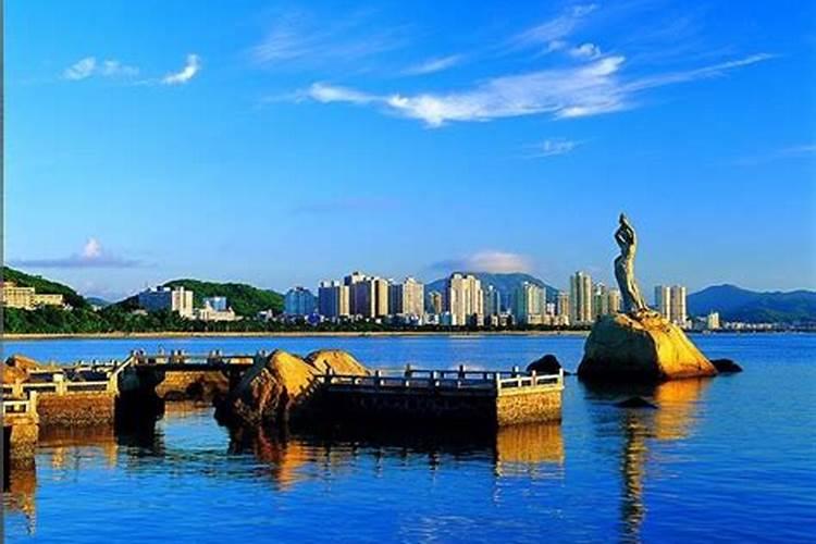 珠海海滨公园有什麽历史故事别的公园也行!