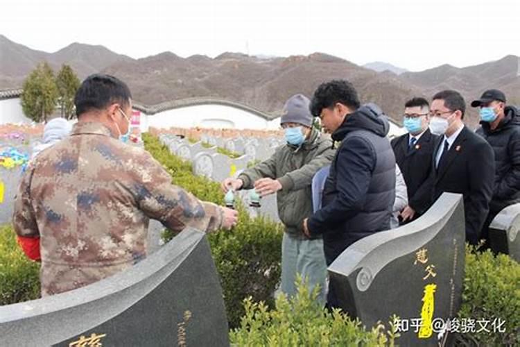 母亲去世跟父亲合葬的禁忌？