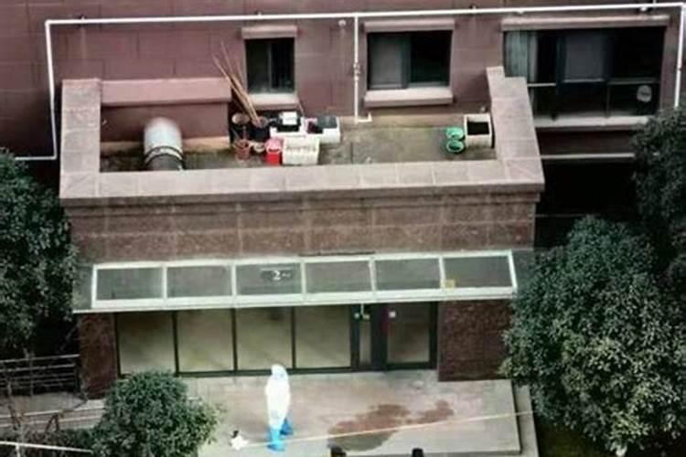 一栋楼曾经有过碎尸,那这栋楼还能住吗,会不会有怨气？