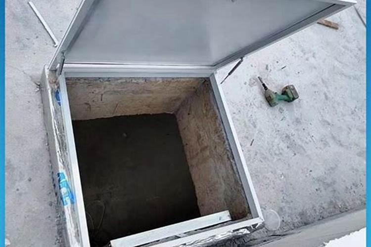 住的楼房门口有上人孔好吗？