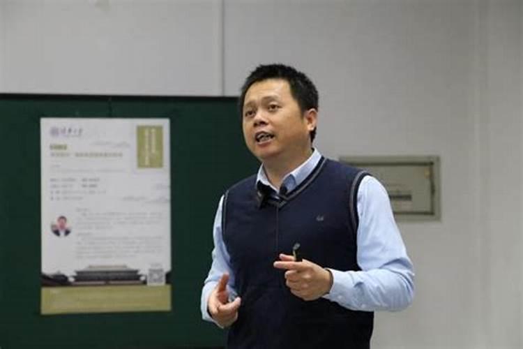 周乾的人生生平