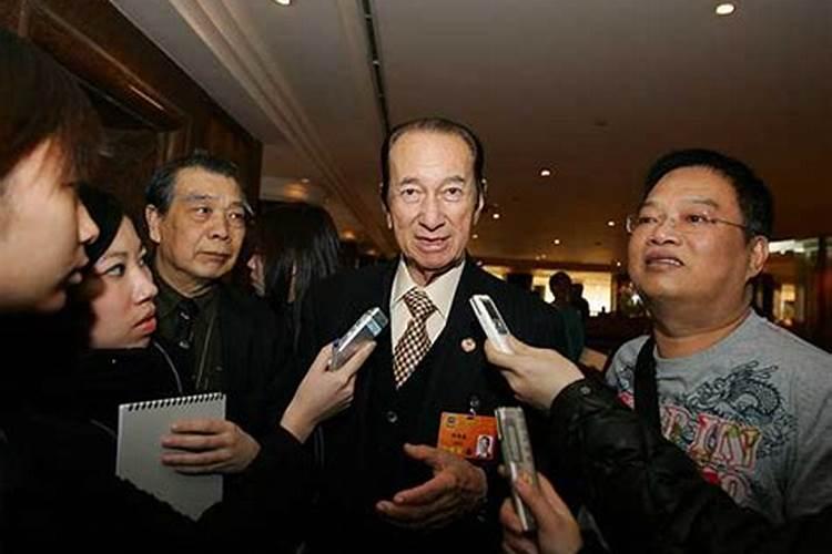 八字命理解析何鸿燊八字无财,是什么让他成为澳？