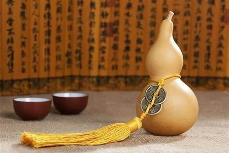 风水上用的收财葫芦怎么挂倒挂还是顺挂？