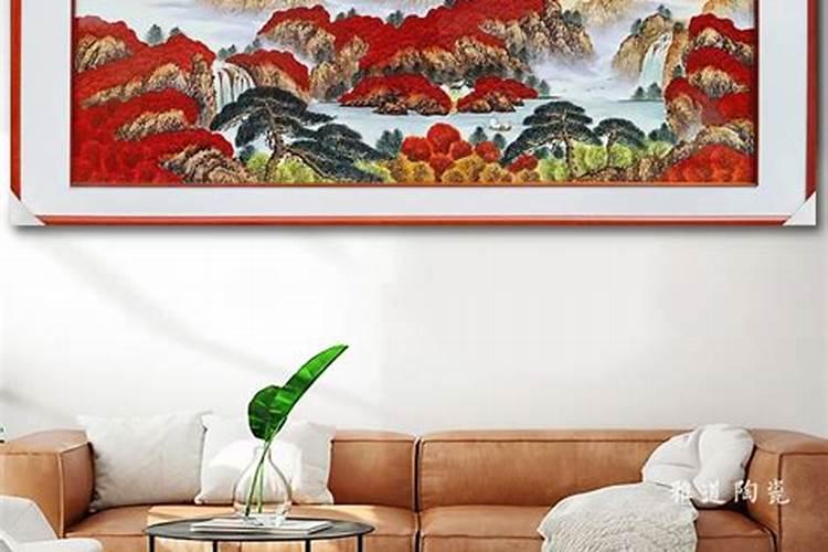 十大最旺家的客厅挂画西墙客厅西墙挂什么画好从风水来看？