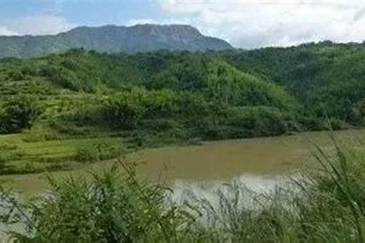 建阴宅择土壤的风水知识