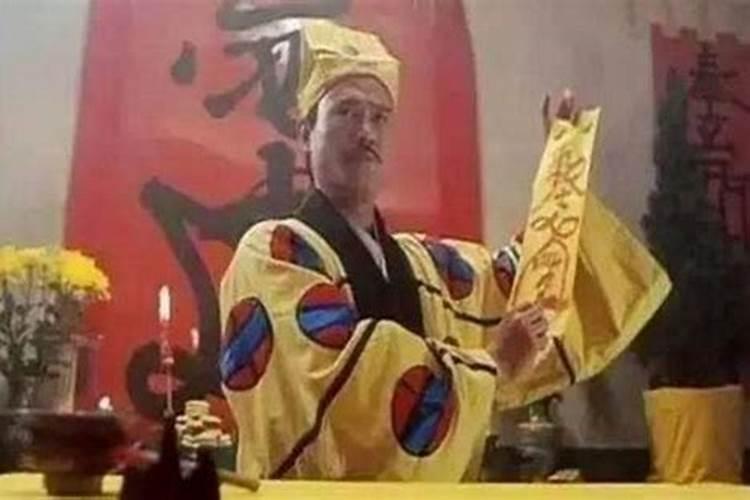 刘伯温出生时被未知名的道士接生是什么故事？