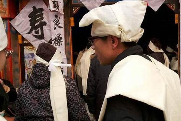 在农村白事丧葬风俗中,这3种人最低得有500天,比打工强多了!？