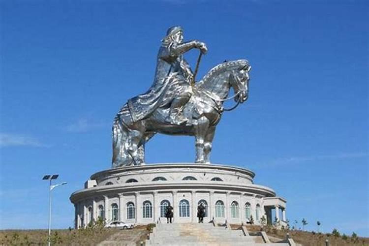 内蒙古成吉思汗陵墓在什么地方？