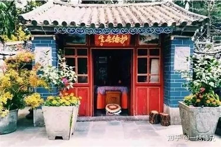 中国现代大师排名,全国最著名的老师有哪些pp裴翁，发明了《正天八卦》，创立了《心态风水》，被誉为“国际易坛泰斗”、“中华风水泰斗”、“世界风水泰斗”。裴翁被清华大学珠江投融资俱乐部聘为顾问，被中国社会科学院研究生院聘为易经智慧教授，并在2016年获得联合国科教文组织授予的“国际高级易学传承师”、“世界风水大师”称号。邵伟华，是宋朝。pph3ext3、风水书籍排行榜前十名？